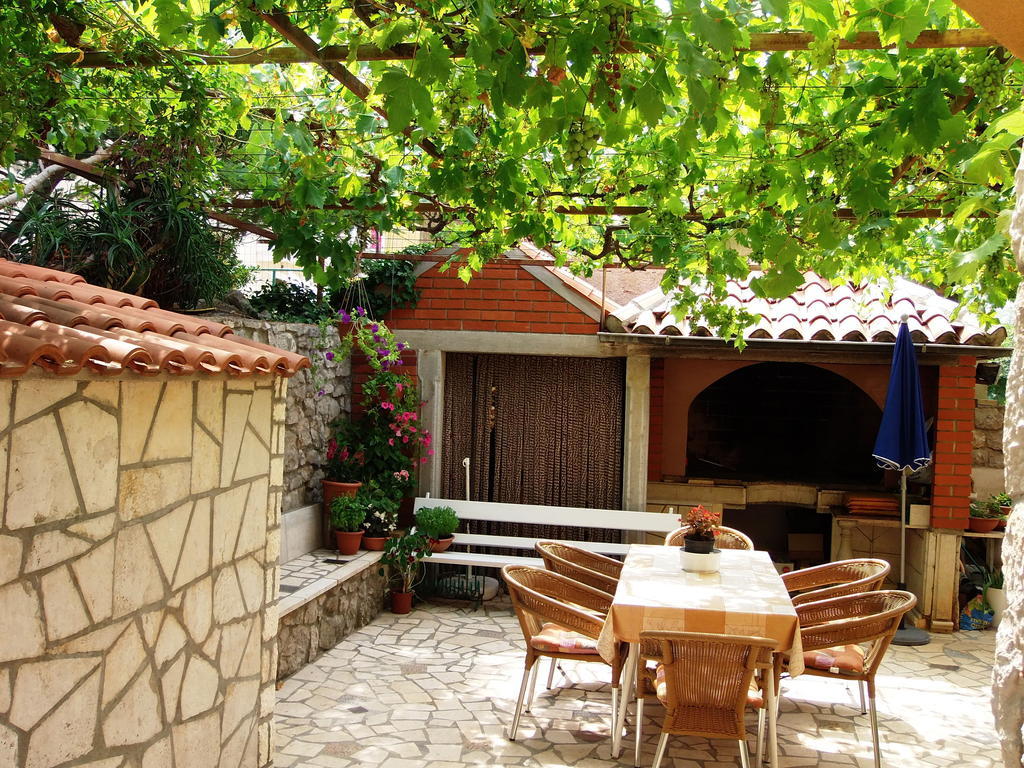 Apartments Beba Mali Losinj Ruang foto